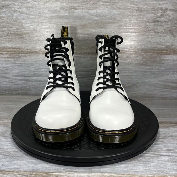 Dr. Martens Women's Zavala White Leather Lace Up Ankle Combat Boots Size 5 - Picture 2 of 9